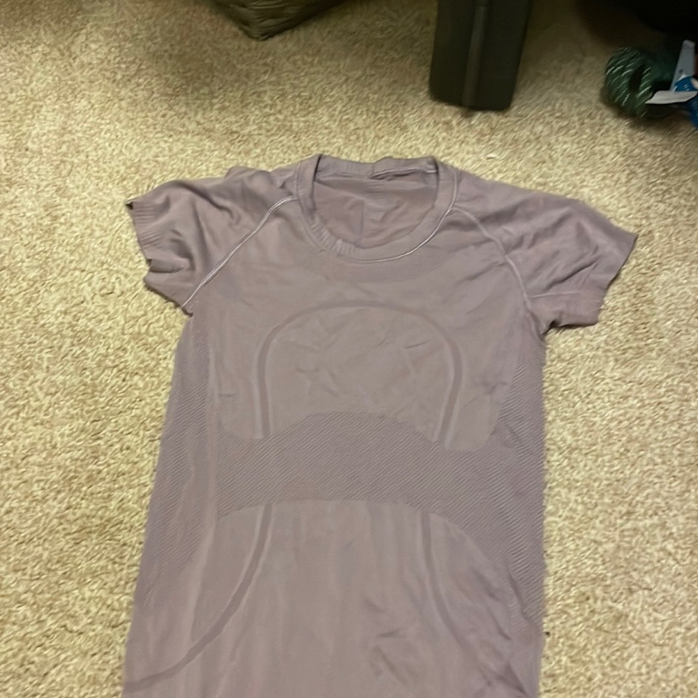 Lululemon athletic top